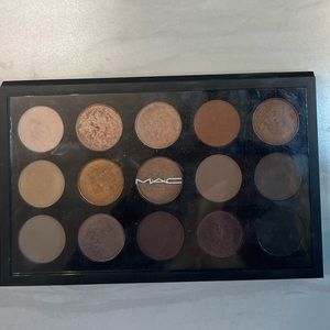 MAC 15 pan eyeshadow palette